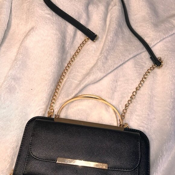 Guang Tong Purse, black w/gold-tone hardware NWOT - Picture 2 of 11